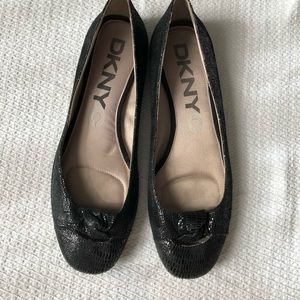 DKNYC Black ballet flats